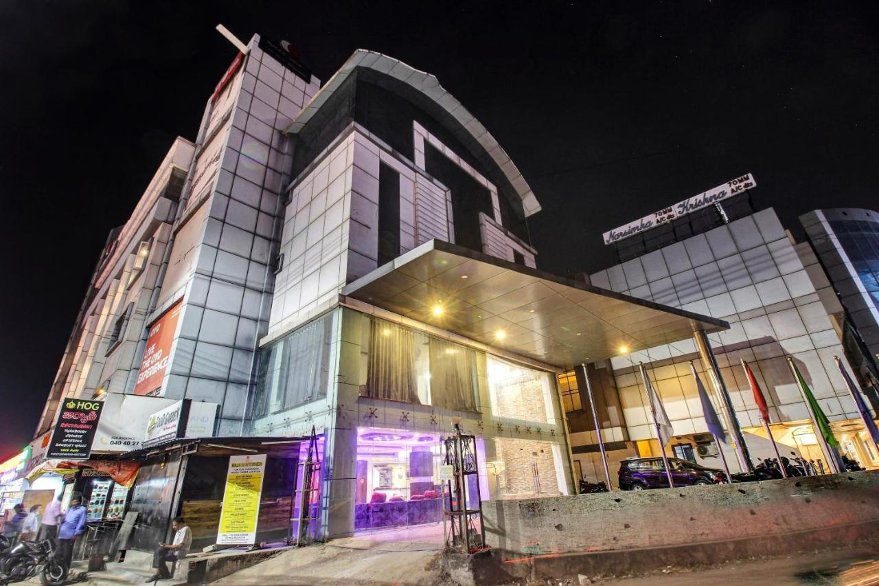 Oyo Townhouse 707 Grand Krishna Hotel Hyderabad Exterior foto